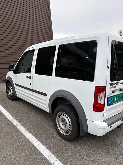 Ford Transit Connect 2010 photo 3