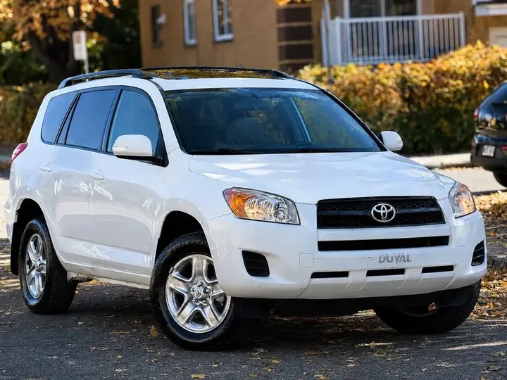 Toyota Rav4 2012 photo 2