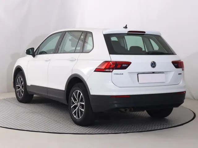 Volkswagen Tiguan 2018 photo 3