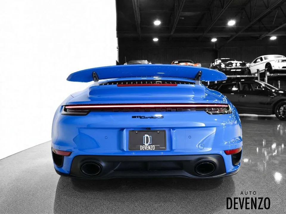 Porsche 911 2023 photo 4
