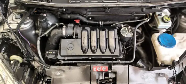 Mercedes-Benz A 180 2008 photo 2