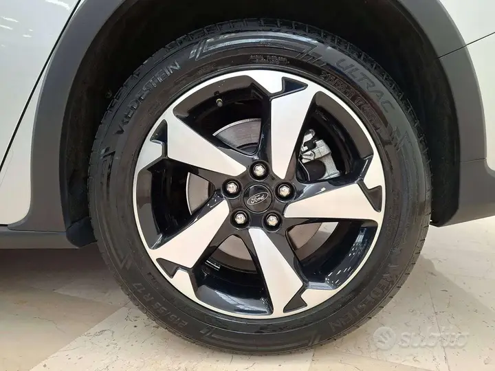 Ford Focus 2022 photo 4