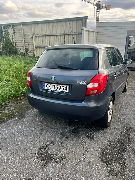Skoda Fabia 2009 photo 5