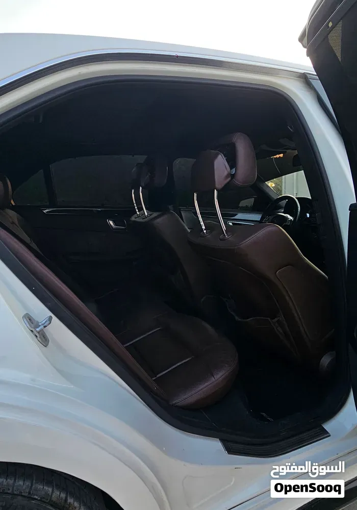 Mercedes-Benz E-Class 2013 photo 4