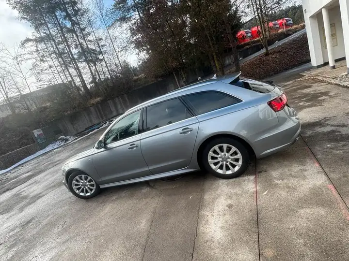 Audi A6 Avant
