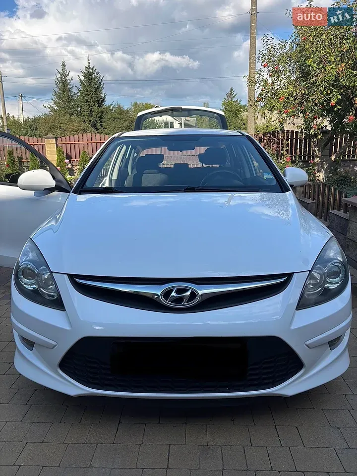 Hyundai I30 2011 photo 2