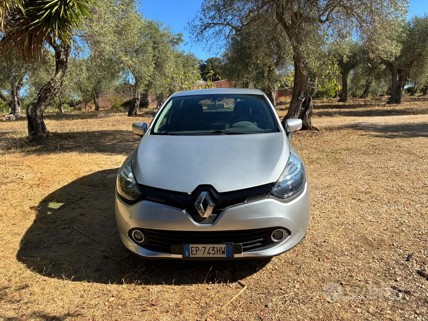 Renault Clio 2013 photo 2