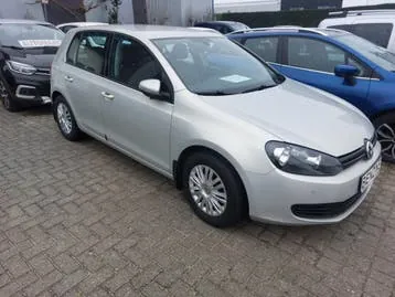 Volkswagen Golf 2010 photo 3