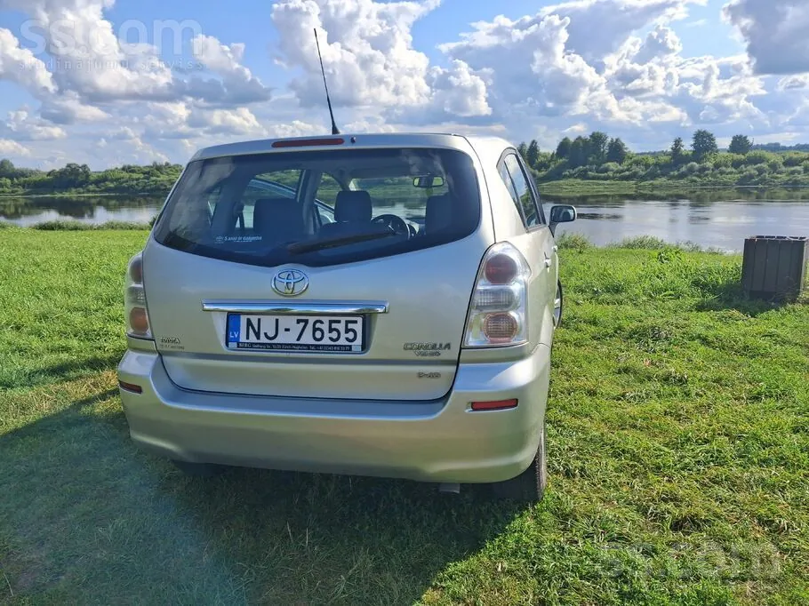 Toyota Corolla Verso 2008 photo 2