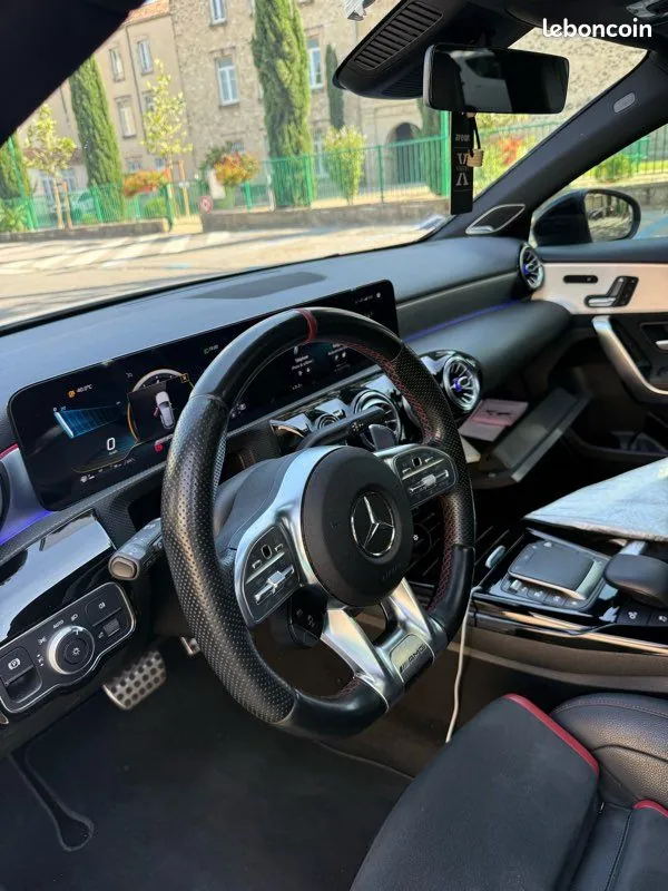 Mercedes-Benz A-Class 2020 photo 3
