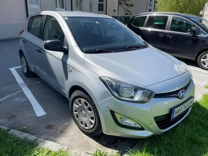 Hyundai I20