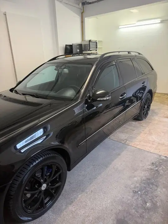 Mercedes-Benz E