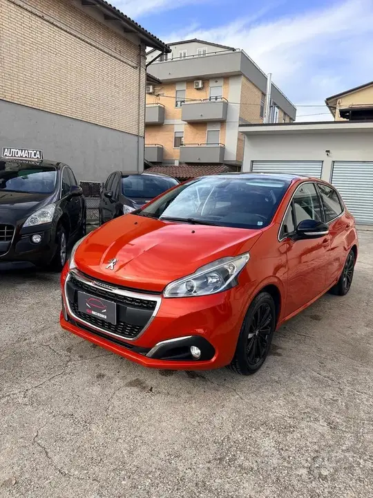 Peugeot 208 2017 photo 2