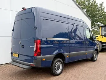 Mercedes-Benz Sprinter 2022 photo 3