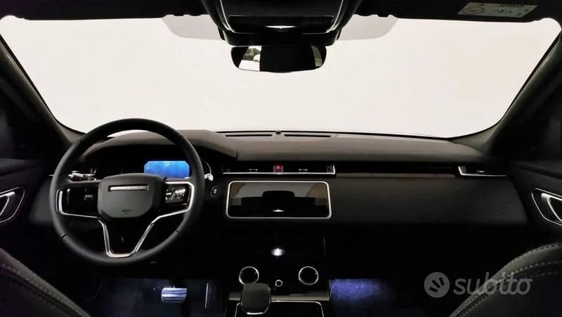 Land Rover Range Rover Velar 2023 photo 4