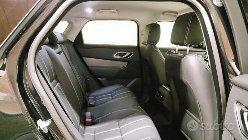 Land Rover Range Rover Velar 2023 photo 5