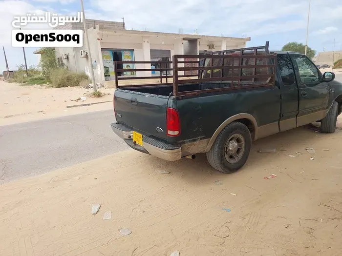 Ford F-150 2003 photo 2