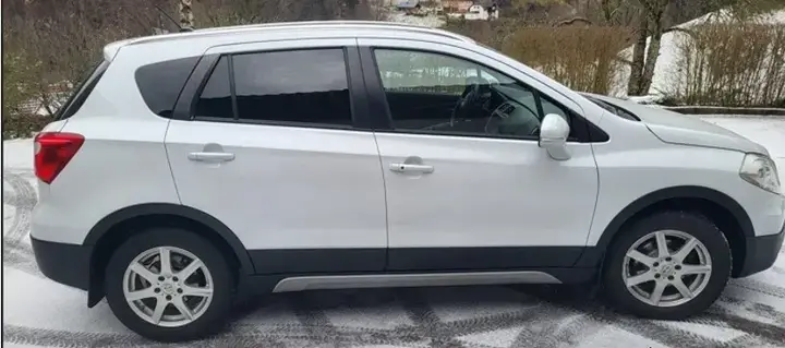 Suzuki Sx4 S-Cross 2015 photo 2