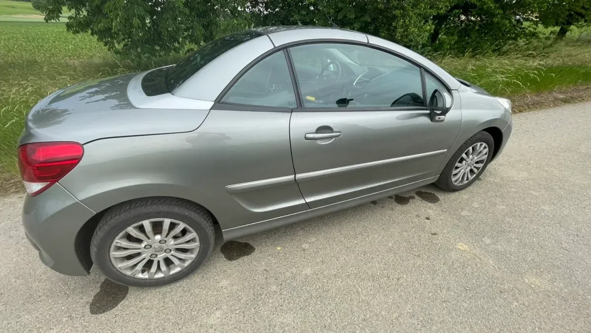 Peugeot 207 2011 photo 3