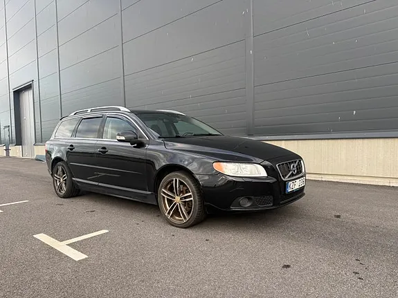 Volvo V70 2011 photo 3