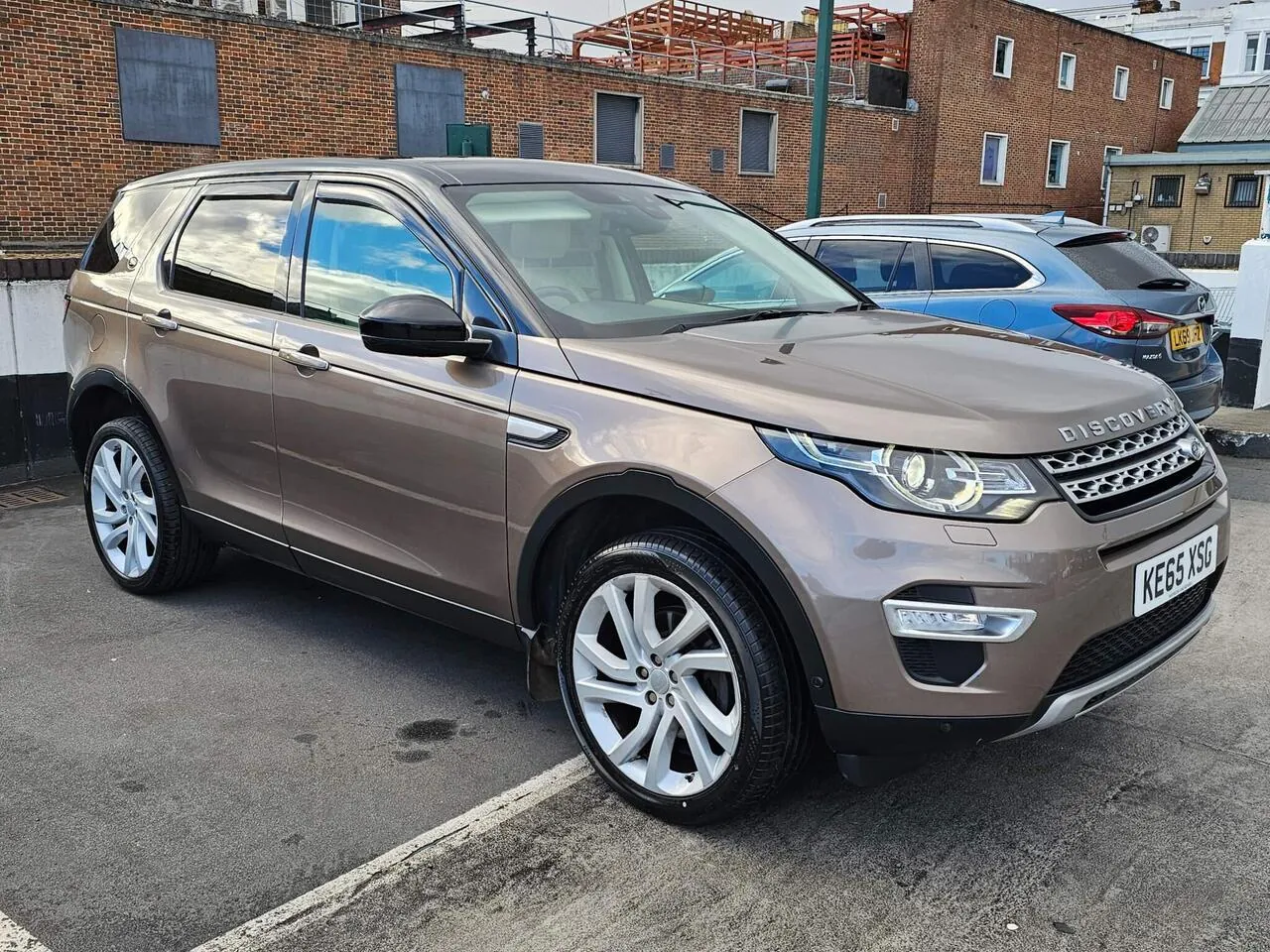 Land Rover Discovery Sport 2015 photo 5