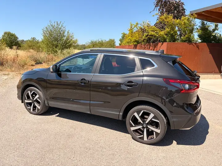Nissan Qashqai 2018 photo 2