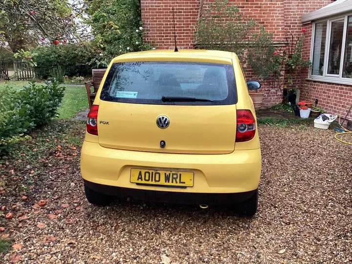 Volkswagen Fox 2010 photo 3