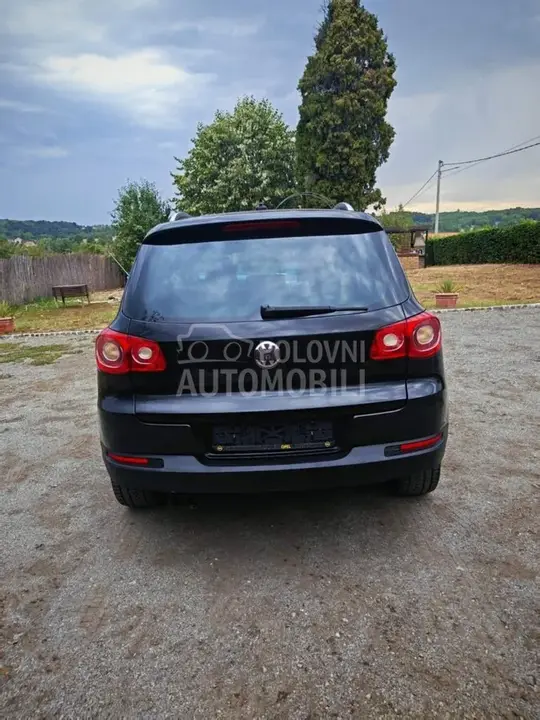 Volkswagen Tiguan 2009 photo 5
