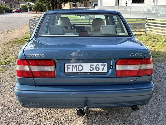 Volvo S90 1998 photo 3