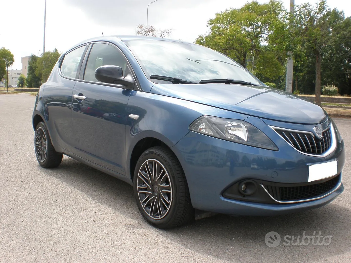 Lancia Ypsilon