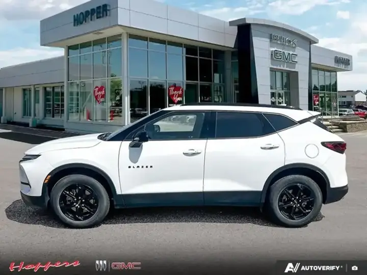 Chevrolet Blazer 2025 photo 3
