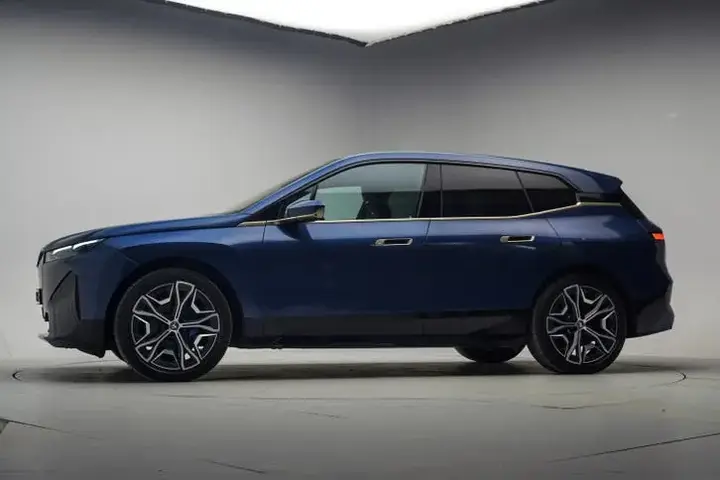 BMW Ix 2022 photo 2