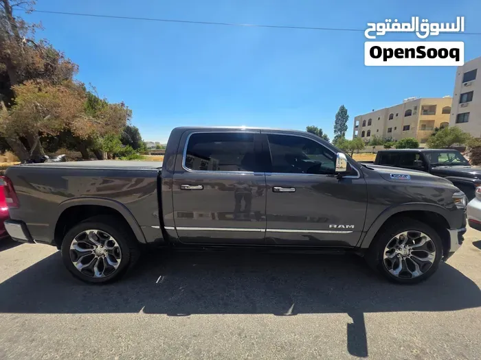 Dodge Ram 2021 photo 2