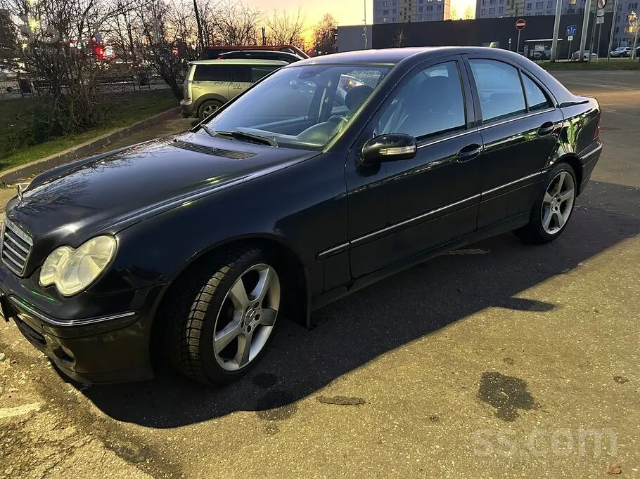 Mercedes-Benz C220 2007 photo 3