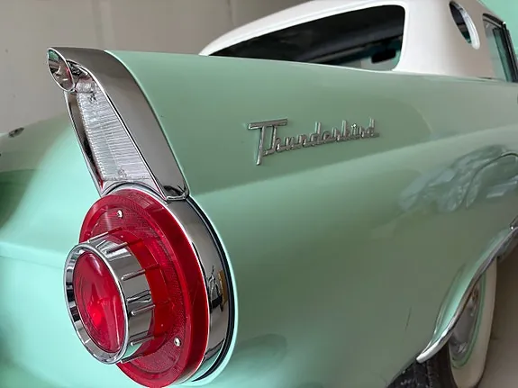 Ford Thunderbird 1956 photo 3