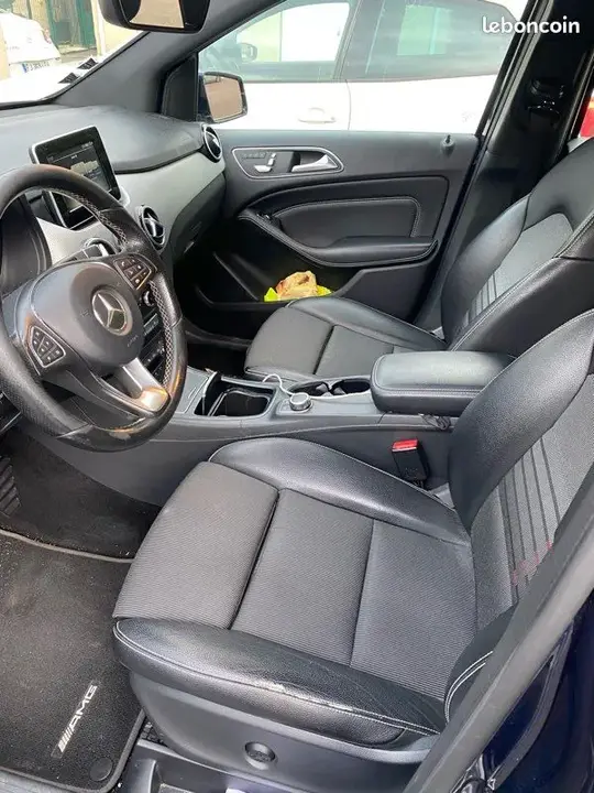 Mercedes-Benz B-Class 2017 photo 3