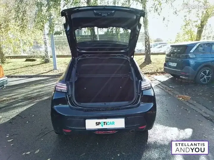 Peugeot 208 2024 photo 4