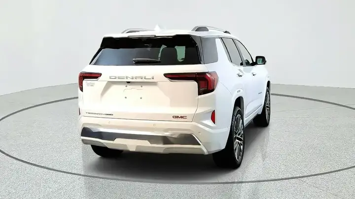 GMC Terrain 2027 photo 3