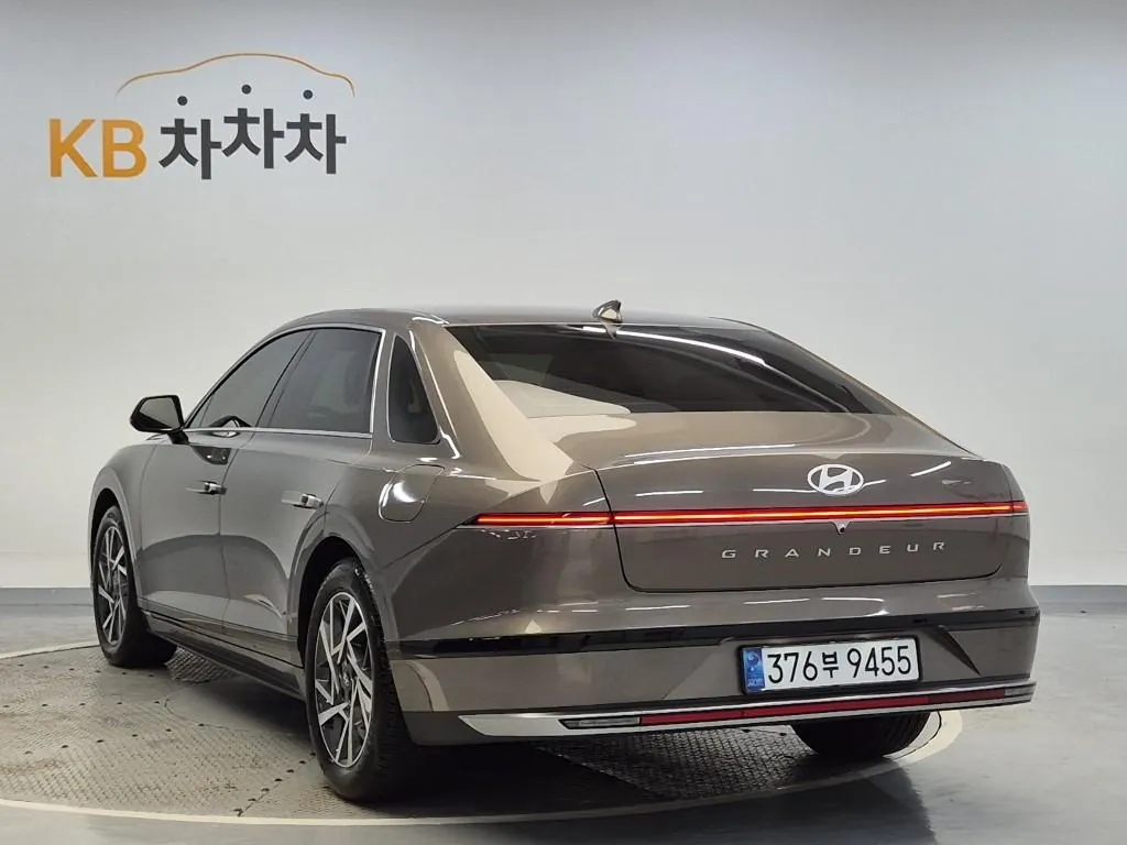 Hyundai Grandeur 2023 photo 2