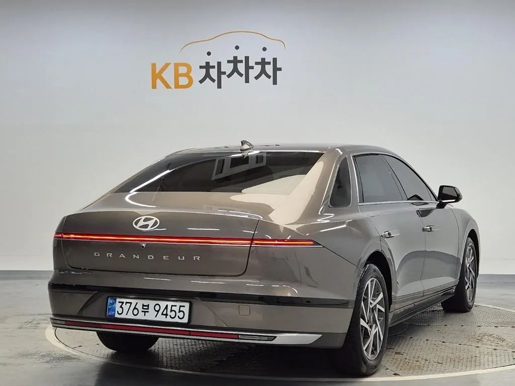 Hyundai Grandeur 2023 photo 3