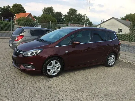 Opel Zafira Tourer 2018 photo 2