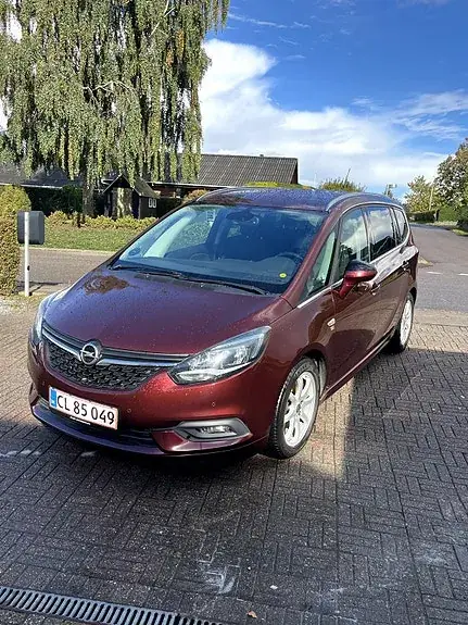 Opel Zafira Tourer