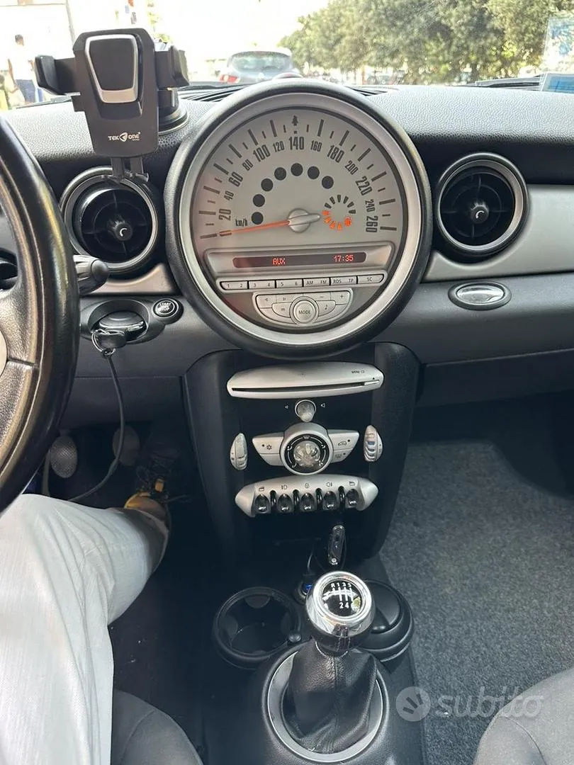 Mini Cooper 2010 photo 5