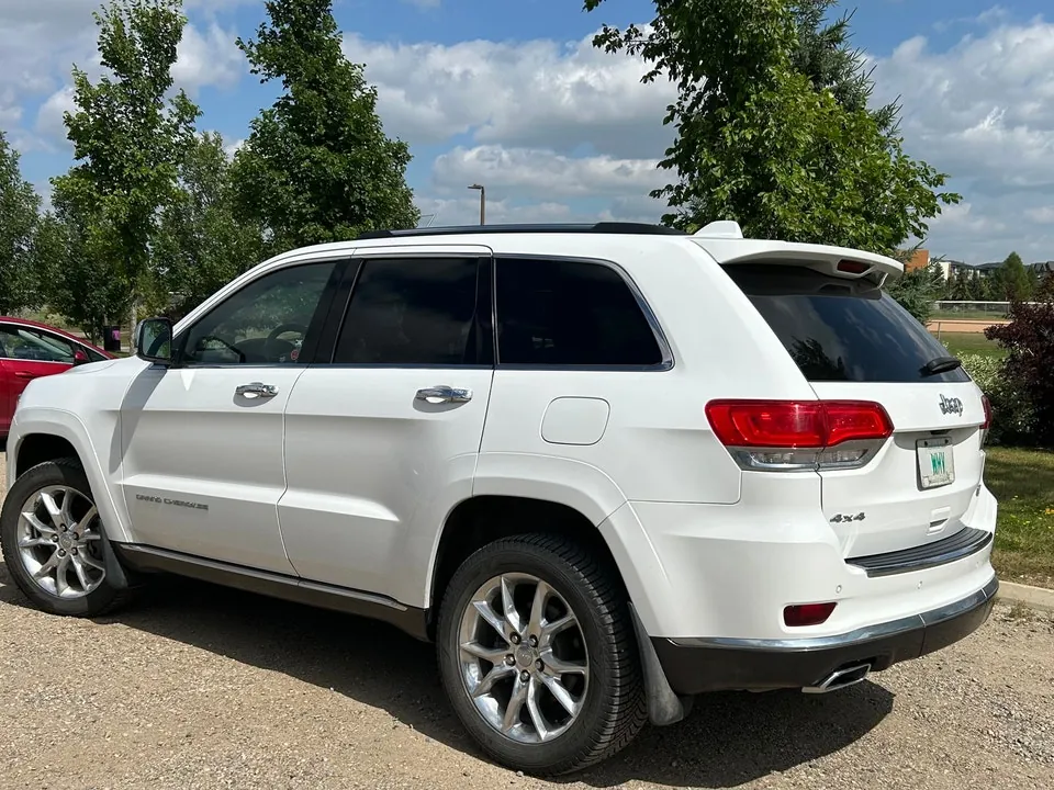 Jeep Grand Cherokee 2015 photo 4