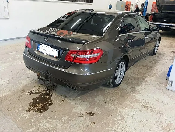 Mercedes-Benz E220 2012 photo 3