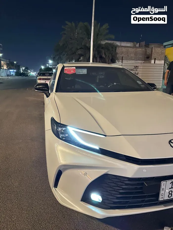 Toyota Camry 2025 photo 2