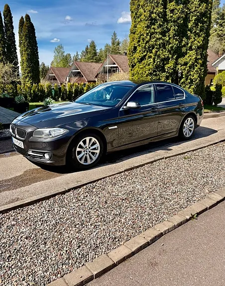 BMW 520D 2016 photo 2