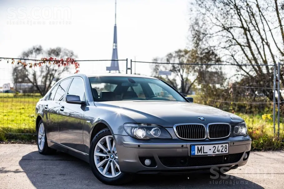 BMW 730D 2006 photo 2
