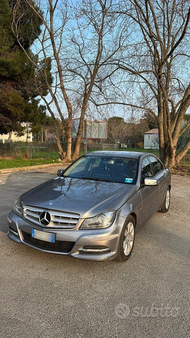 Mercedes-Benz C200