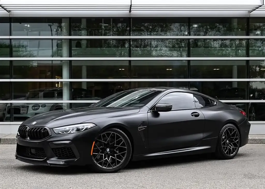 BMW M8